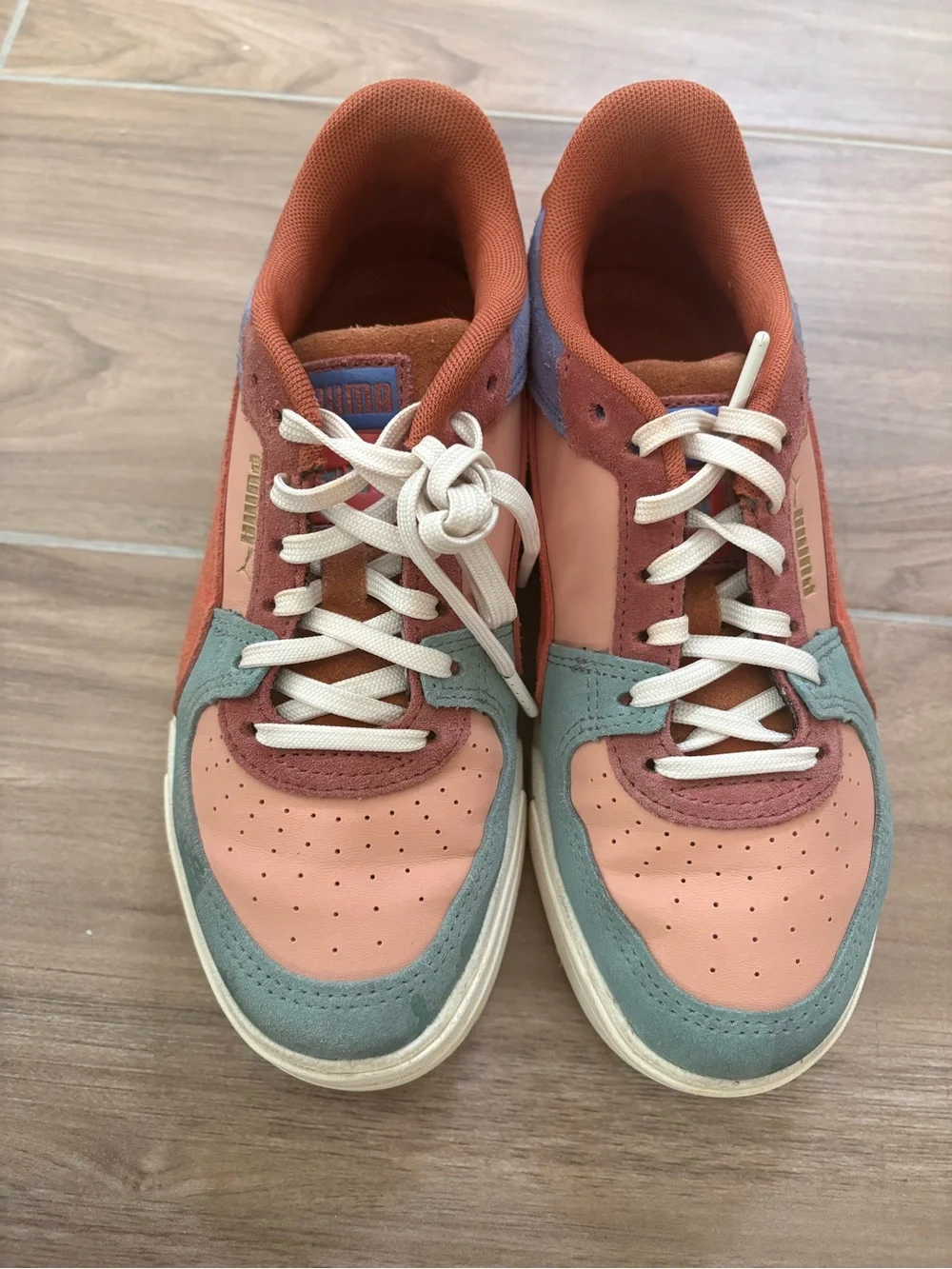 Puma Peach, Teal & Rust Colorblock Sneakers Size 36 EUR - Used